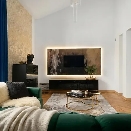 Villa Golden Saska Kepa Luxury Retreat With Garden & Design Interior