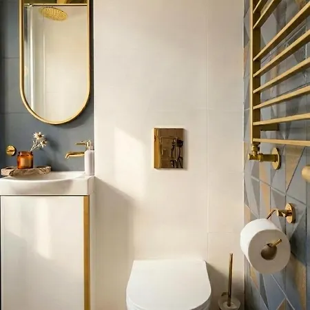 Golden Saska Kepa Luxury Retreat With Garden & Design Interior Warszawa