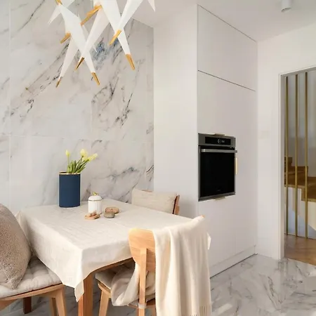 Golden Saska Kepa Luxury Retreat With Garden & Design Interior * Warszawa